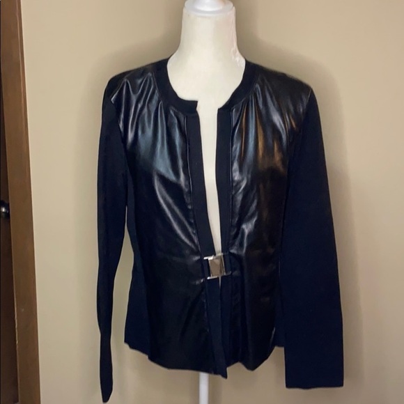 Jones of New York Signature buckle front jacket - Picture 4 of 10